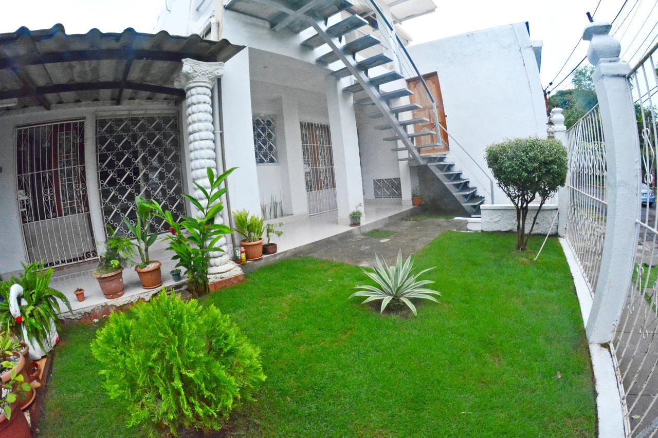 Hotel Santa Martha Managua Exterior photo