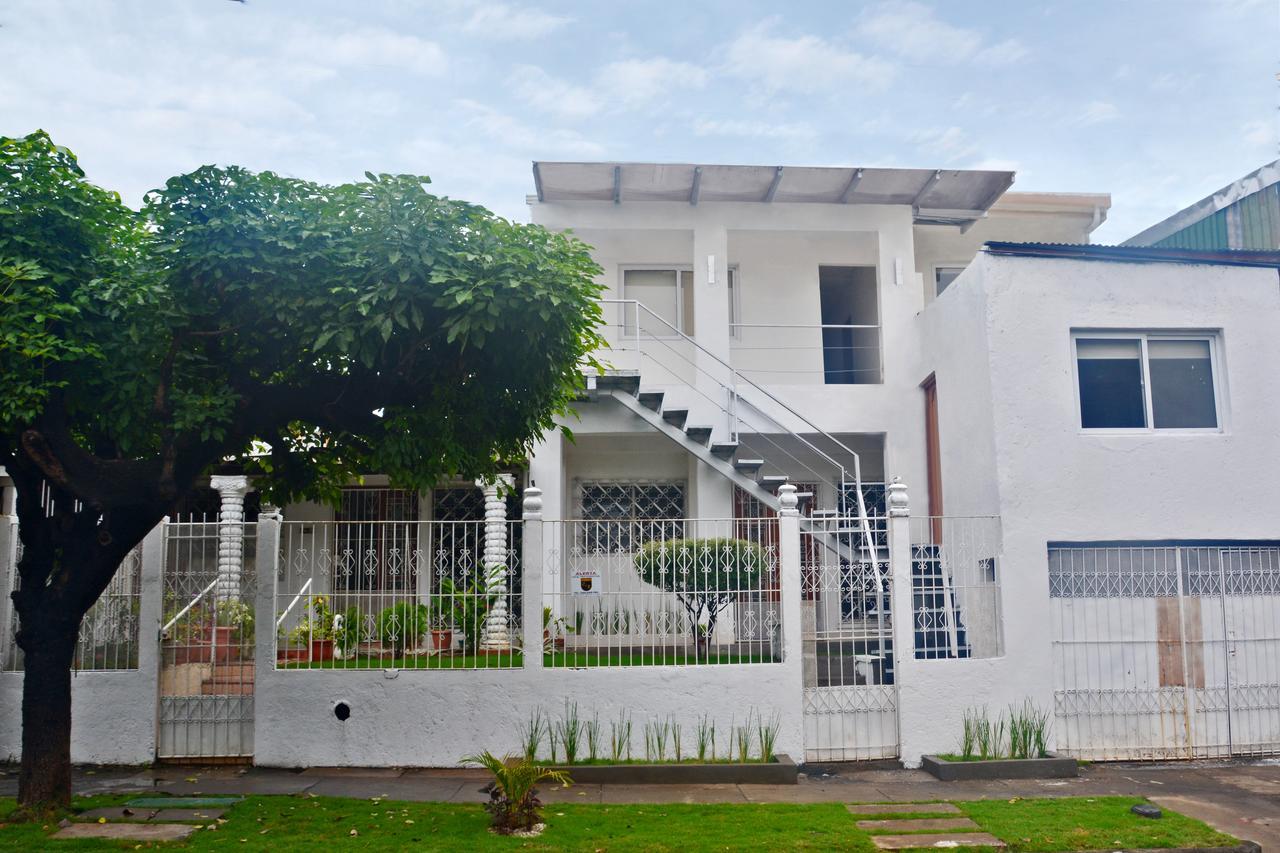 Hotel Santa Martha Managua Exterior photo